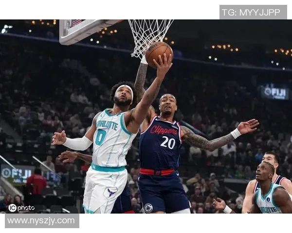 快船客场击败黄蜂，伦纳德率队取胜